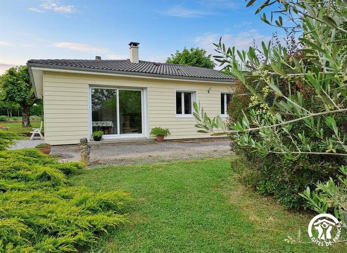 Gîte pour 6 personnes, avec Terrasse et Jardin à Soual