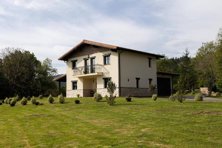 Location de vacances pour 7 personnes, avec vue et terrasse à Busturia - 4