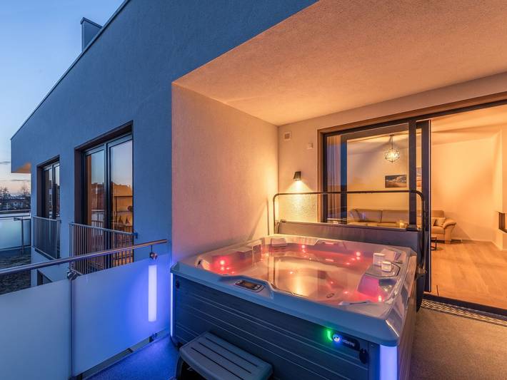 Ferienwohnung für 5 Personen, mit Sauna und Balkon, kinderfreundlich in Göhren-Lebbin - 2