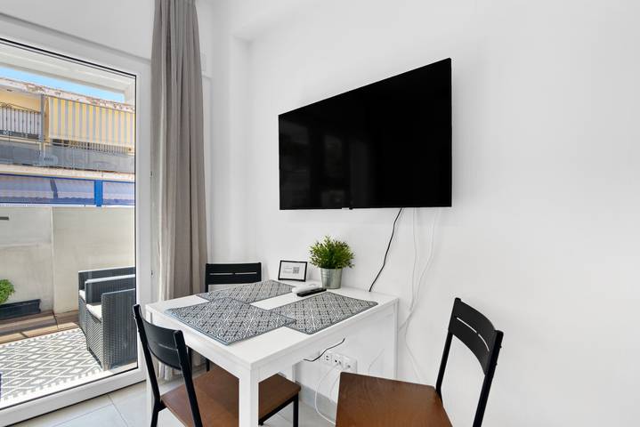 Apartamento entero, Apartamento vacacional "Soleole2" con terraza compartida y Wi-Fi in Platja Nord de Gandia (Gandia), Playa de Gandía