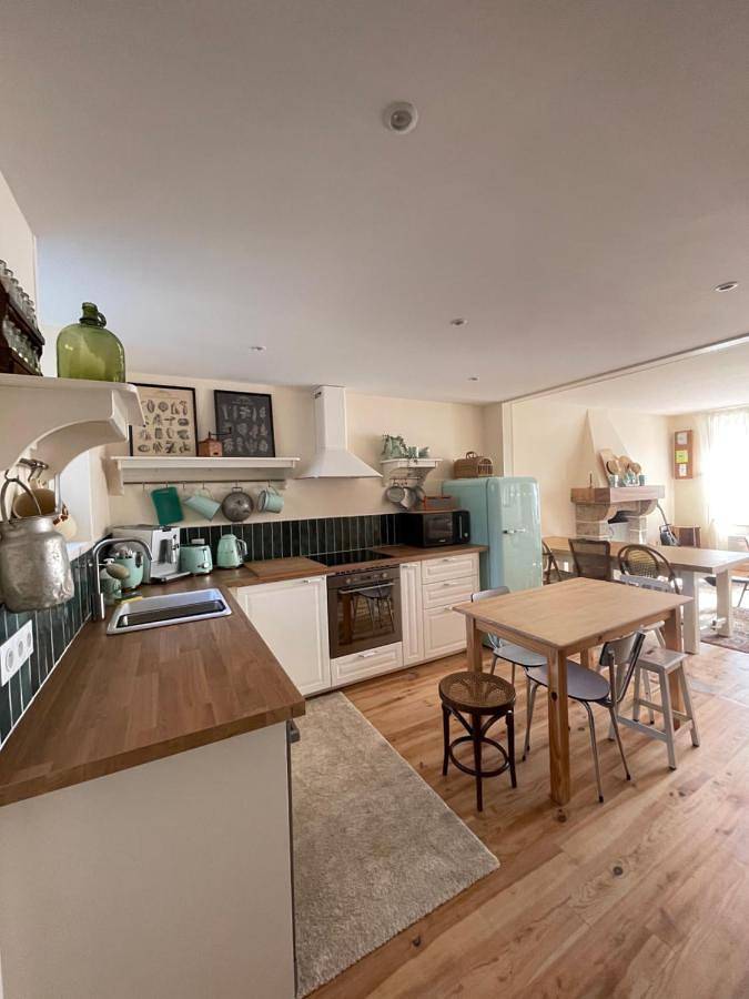 Three-Bedroom House in La Lucerne-d'Outremer, Côte de la Déroute