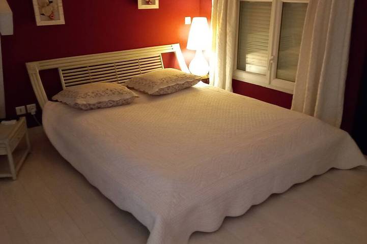 Villa pour 6 personnes, avec terrasse et jardin, animaux acceptés