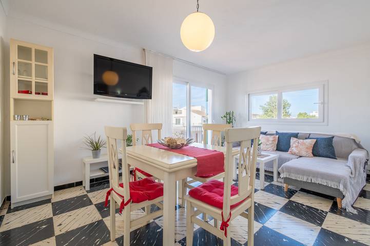 Entire apartment, Apartment 'Fantastic' with Private Terrace, Wi-Fi and Air Conditioning in Can Picafort, Santa Margalida