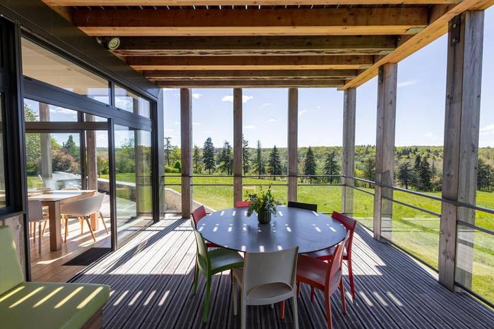 Location de vacances pour 10 personnes, avec Balcon et Jacuzzi ainsi que Terrasse et Jardin à Saint-Martial-de-Valette - 2
