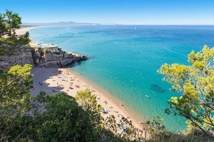 Camping pour 4 personnes, avec piscine