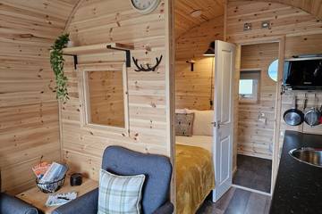 Glamping for 2 People in Highlands, Scotland, Photo 1