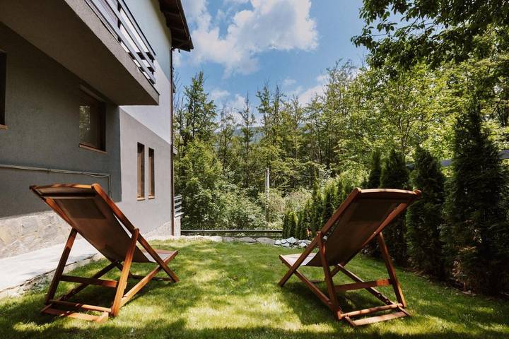 Gîte pour 4 personnes, avec jardin et vue à Sinaia