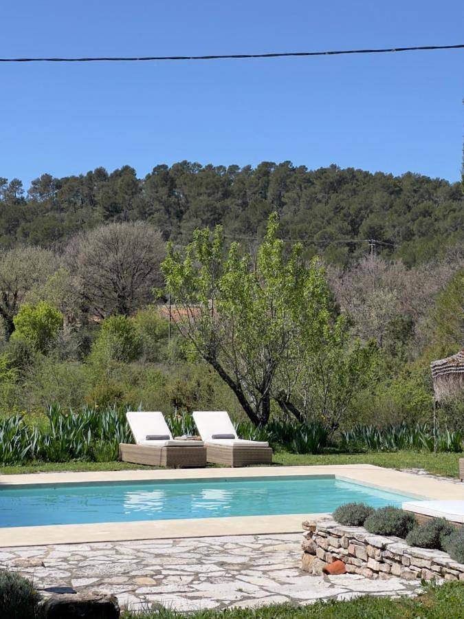 Maison d’hôte pour 2 personnes, avec jardin ainsi que vue et piscine à Cotignac - 3