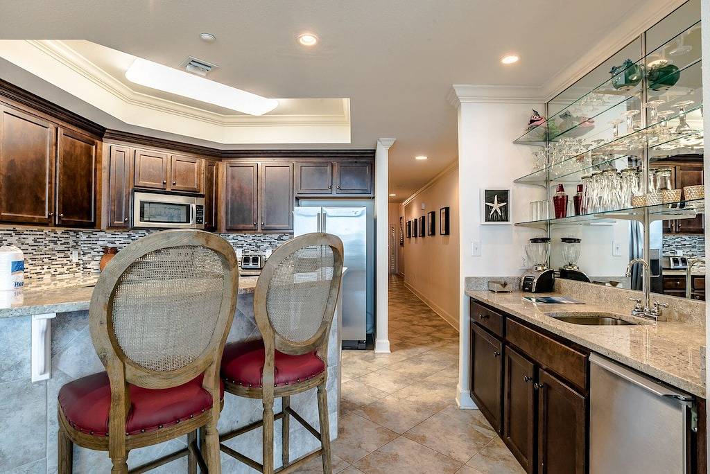 Vacation Apartment for 12 Guests in Orange Beach, Alabama Gulf Coast