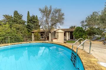 Villa in Pollença, Serra de Tramuntana für 4 