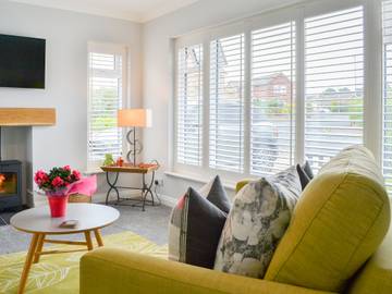 Log Cabin for 4 People in Bridlington, East Riding of Yorkshire, Photo 2