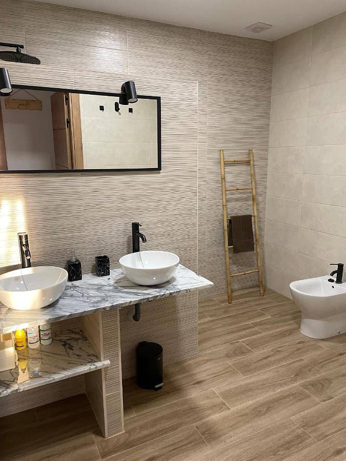 Casa de vacaciones para 8 personas, con piscina para niños y vistas además de piscina y jardín en Provincia de Badajoz - 4