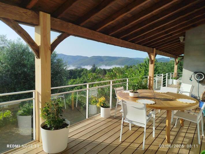 Villa pour 11 personnes, avec Balcon et Terrasse ainsi que Jardin et Vue