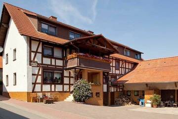 Ferienhaus für 4 Personen, mit Terrasse, mit Haustier in Vöhl