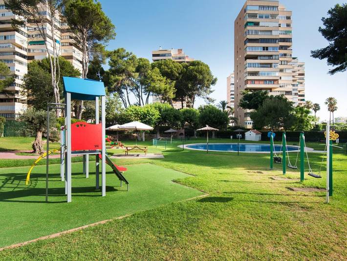 Entire holiday apartment, Magic of the ocean, Front Line Beach Apartment in Playa de Playamar, Torremolinos