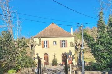 Gîte pour 8 personnes, avec jardin et terrasse à Campagne-sur-Aude