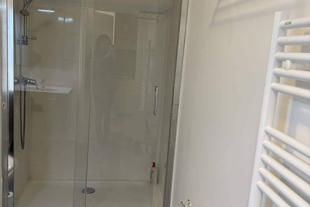 Appartement entier, Appartment 40m2 - Sannois Station- 20 min to Paris in Sannois, Val-d'Oise