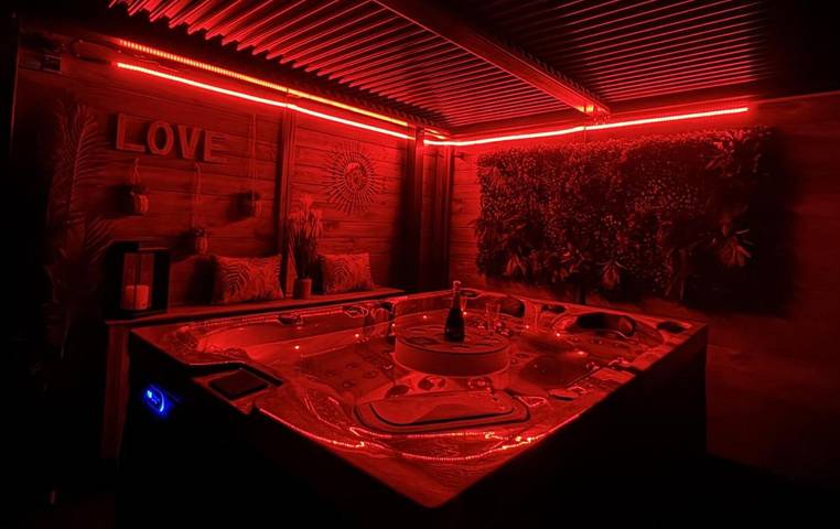 Gîte pour 2 personnes, avec jacuzzi ainsi que piscine et jardin à Poussan - 4