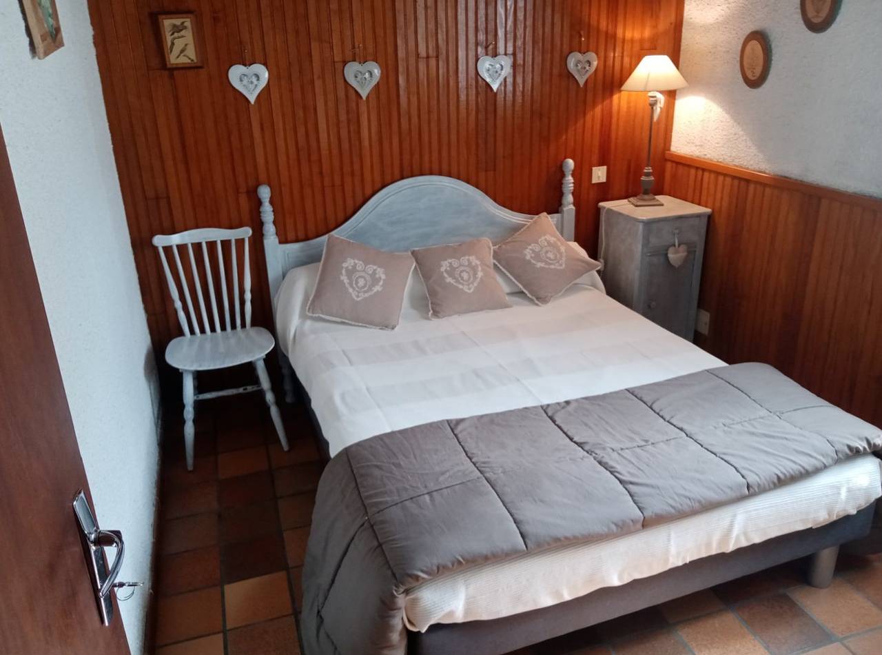 Chalet indépendant 80 M2 à louer in Laruns, Béarn