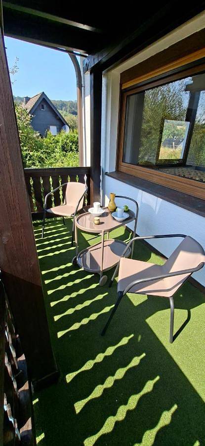 Ferienwohnung für 4 Personen, mit Balkon und Terrasse sowie Garten und Ausblick in Engelskirchen - 2