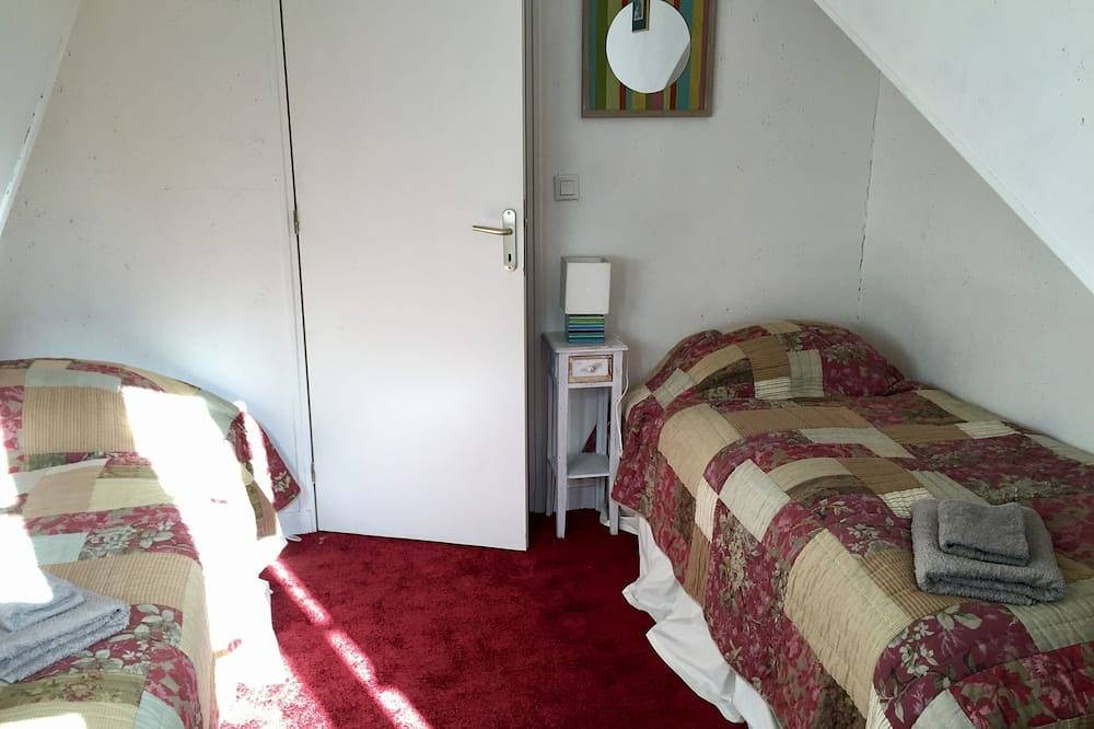 Ker Merlin - Charmante maison bretonne à Dinan près du port de Dinan. in Dinan, Région de Dinan