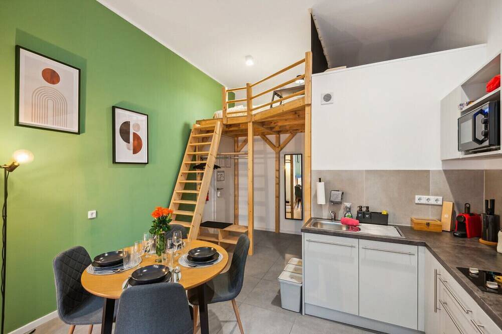Entire apartment, 30qm *Design Wow Studio* | City | Ruhig | Hbf 100m in Krefeld, Lower Rhine