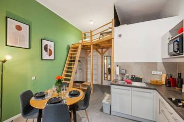 Ferienwohnung für 4 Personen, mit Garten und Balkon in Krefeld