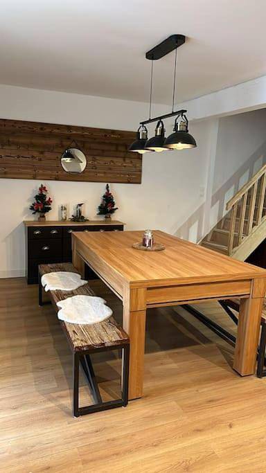 Four-Bedroom House in L'Hospitalet-près-l'Andorre, Ariège