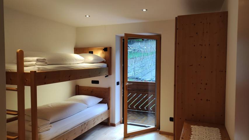 Bauernhof für 6 Personen, mit Garten und Kinderpool in den Dolomiten - 3