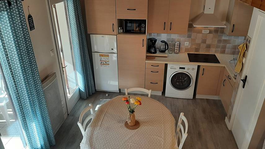 Gîte pour 4 personnes, avec terrasse dans Plage des Mouettes - 2