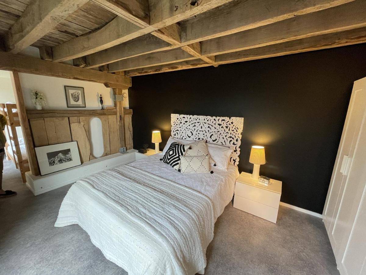 Family Room in Troche, Région de Brive-la-Gaillarde