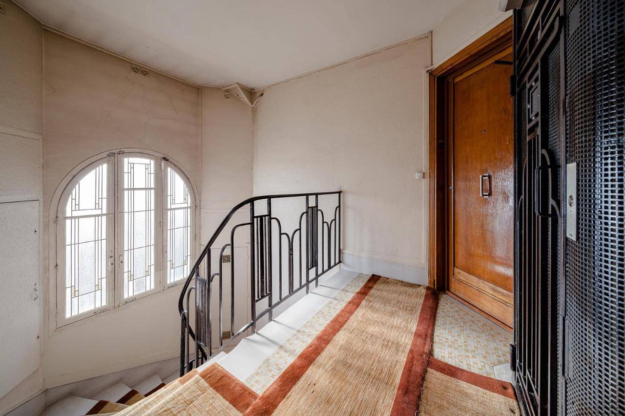 Two-Bedroom Suite in 14e Arrondissement, Paris