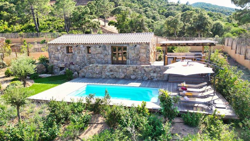 Location de vacances pour 4 personnes, avec jardin ainsi que vue et piscine à Conca - 4