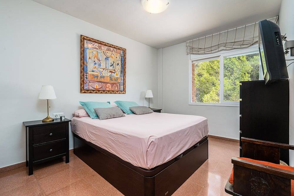 Ganze Wohnung, Cozy 1-bedroom apartment in lovely Calella with Ac, Wifi in Calella, Costa del Maresme