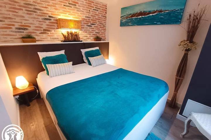 Location de vacances pour 3 personnes, avec jardin à Douelle (Lot) - 2