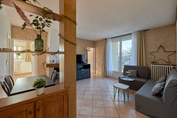 Appartement de vacances pour 6 personnes, avec Balcon dans Val-de-Marne