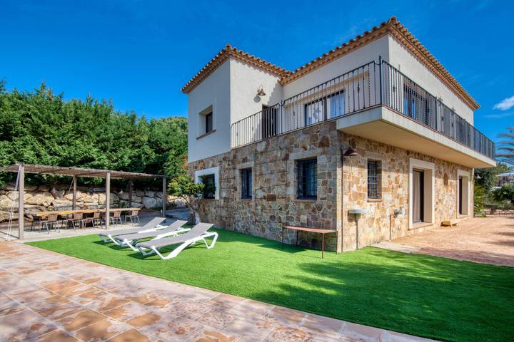 Ferienhaus für 9 Personen, mit Terrasse und Garten sowie Meerblick, mit Haustier in Platja d'Aro - 4
