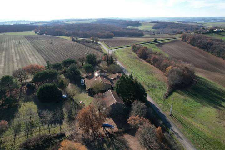Location de vacances pour 12 personnes, avec jardin dans le Tarn-et-Garonne - 3