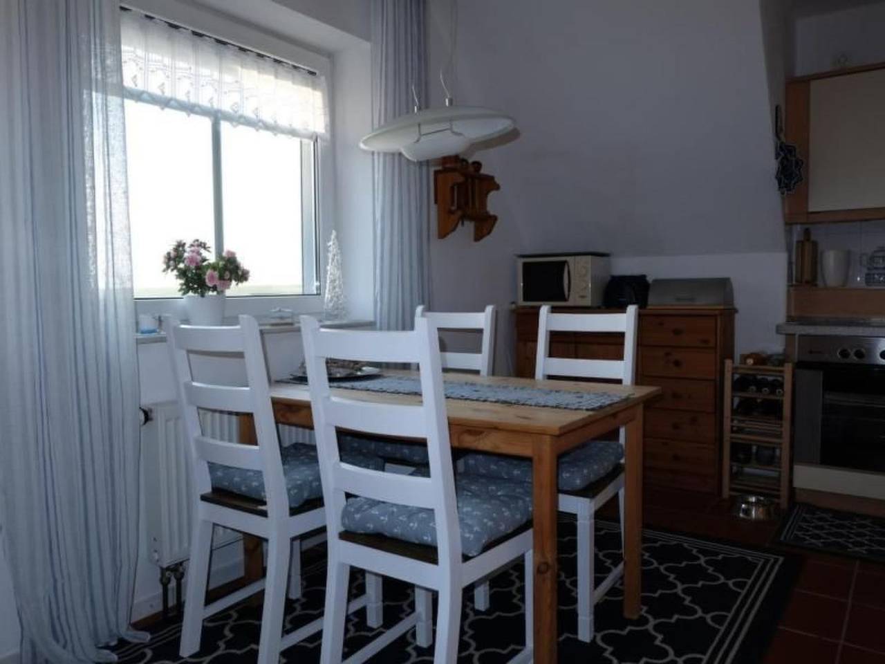 Ganze Wohnung, Gemütliche Ferienwohnung in Upleward mit Balkon in Upleward, Krummhörn