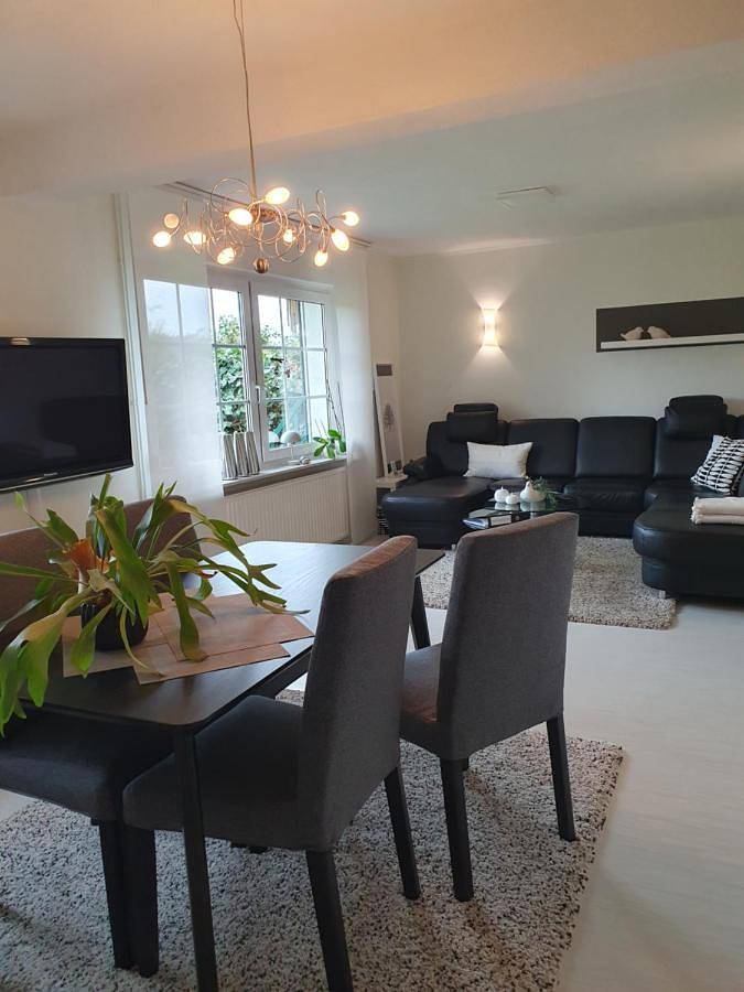 Ferienhaus für 4 Personen, mit Terrasse und Garten