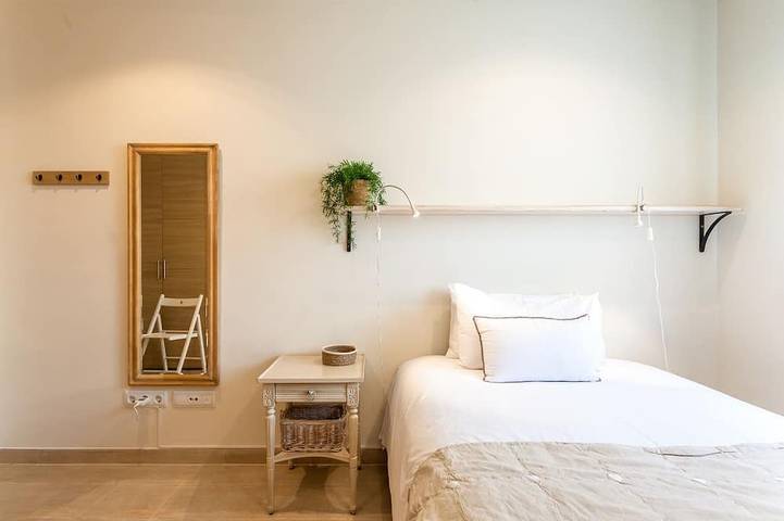 Charm and comfort just 20 minutes from Barcelona · Wi-Fi in Sant Cugat del Vallès, Barcelone l'intérieur des terres