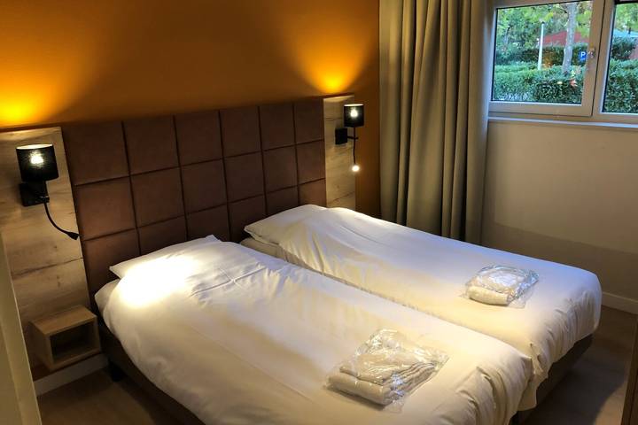 Villa für 4 Personen, mit Garten und Seeblick sowie Terrasse in den Niederlande - 3