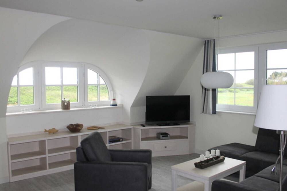 Entire apartment, Vacation home Hiddensee on the Baltic Sea - Apartment Iii (Meeresrauschen) in Hiddensee, Baltic Sea Islands