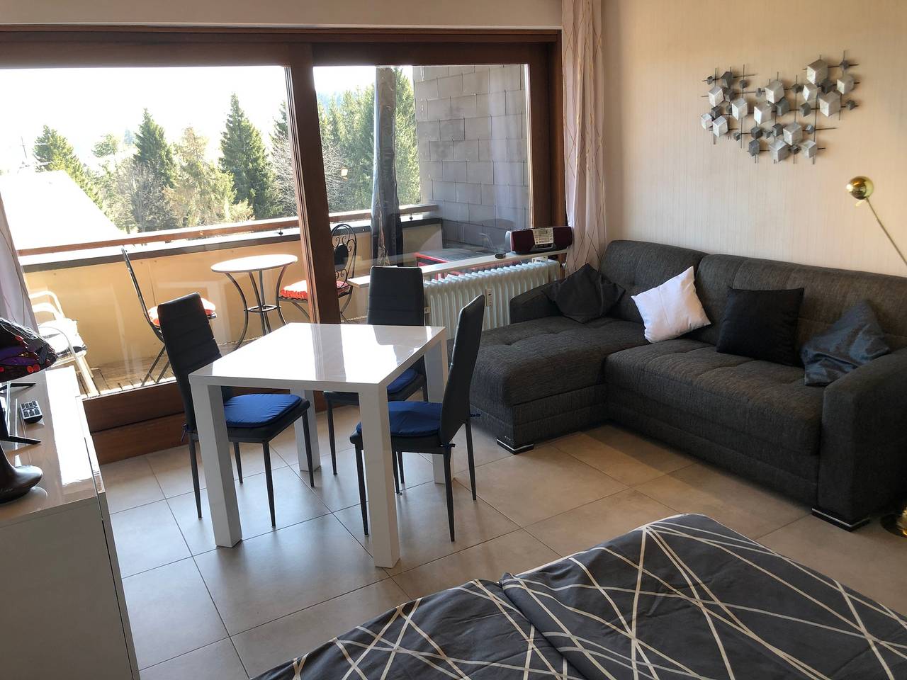 Ganzes Studio, Studio-Apartment 'Blackforest' mit Innenpool, Sauna, Balkon und Wlan in Furtwangen im schwarzwald (Schwarzwald), Schönwald