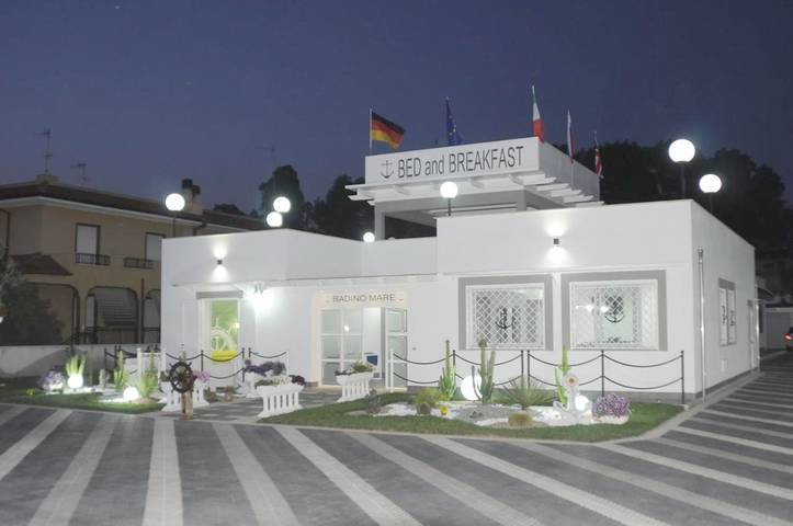 B&b per 3 persone, con Balcone e Giardino nonché Panorama a Terracina