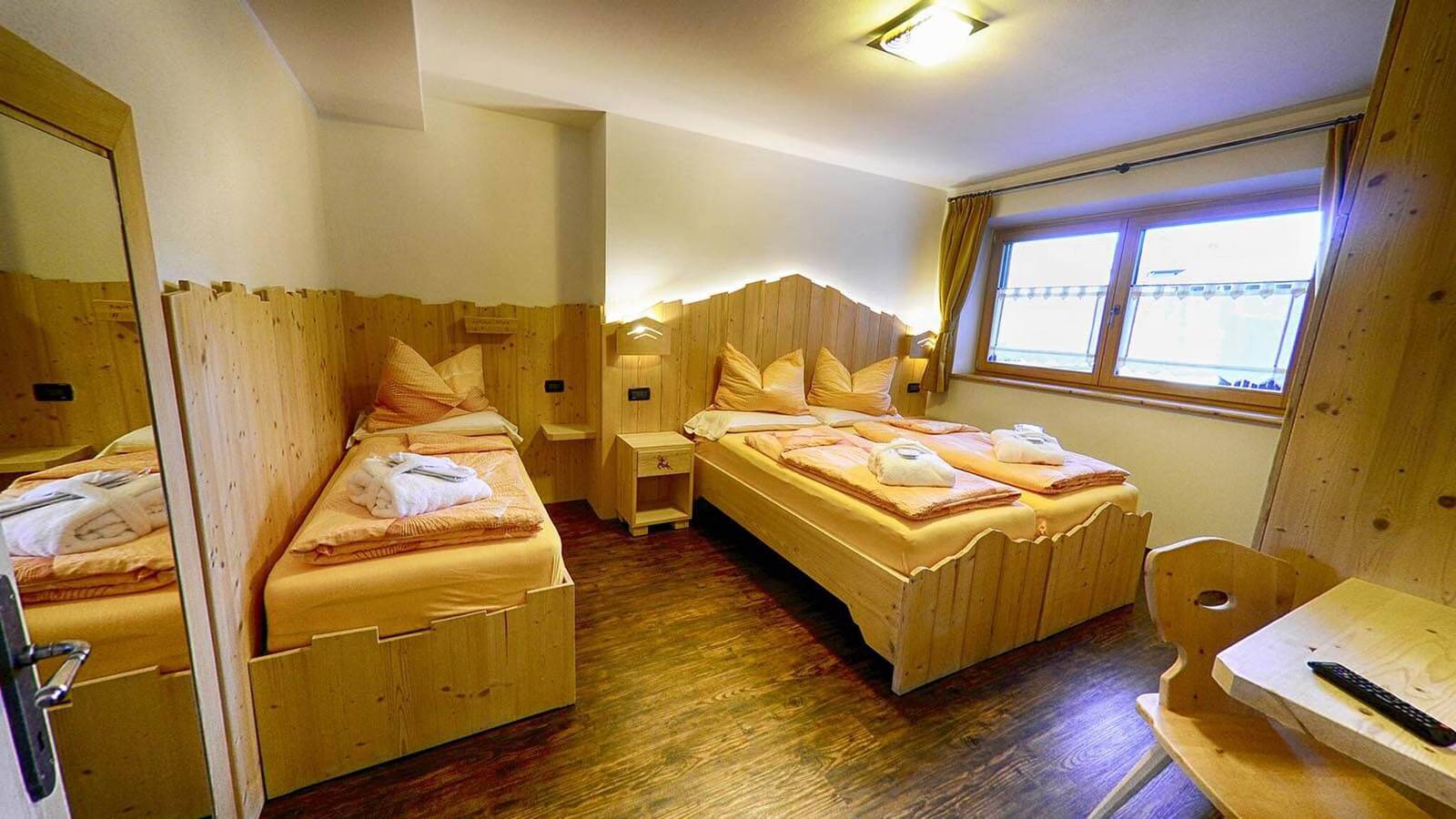 Ganze Wohnung, Wohnung Fopel - Baita Cusini mit Bergblick, Wellnessbereich und Wlan in Livigno, Veltlin