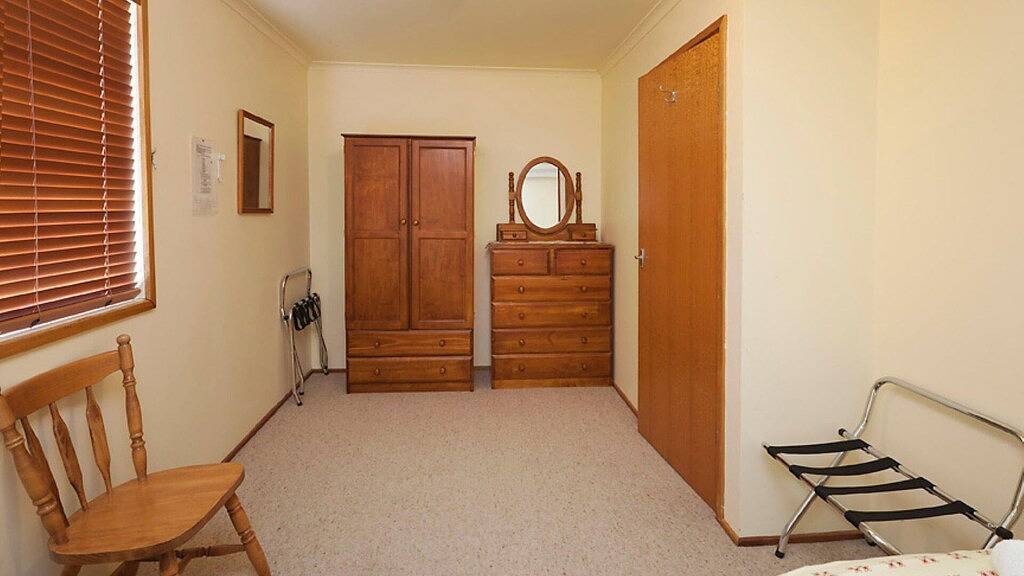 Mogul - A Freestanding East Jindabyne Lakefront Holiday Home in East Jindabyne, New South Wales