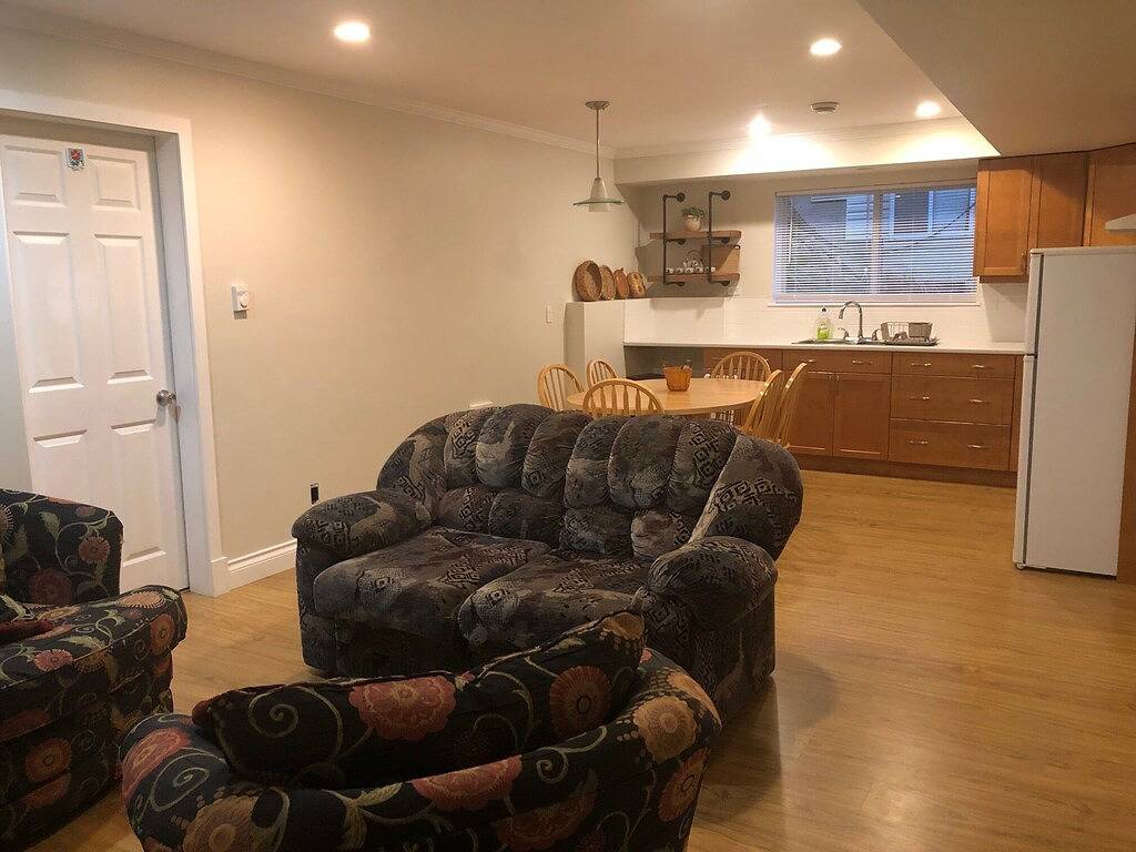 Explore Nanaimo and Vancouver Island from our central location. \nb.L.# 5031478 in Nanaimo, Regional District of Nanaimo