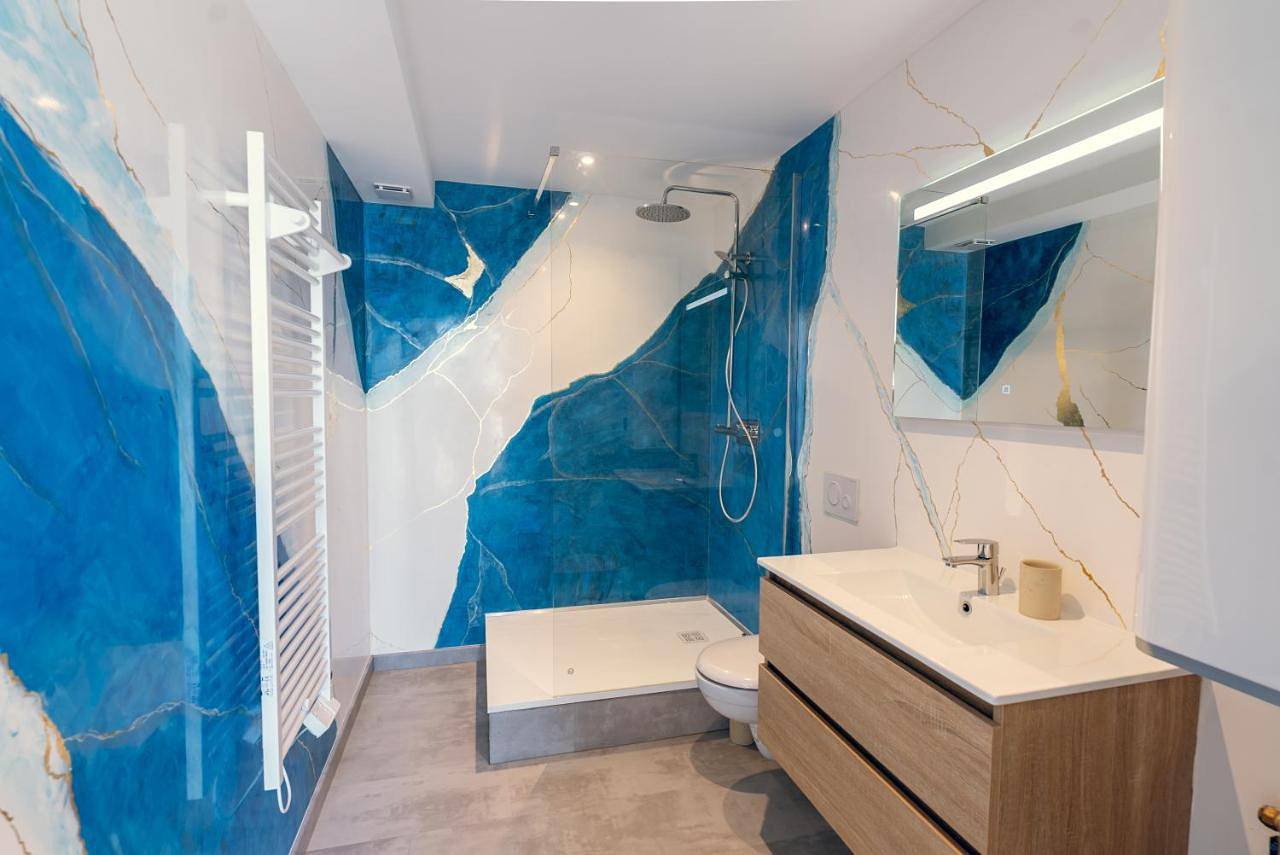 Appartement entier, La simplicité, climatisé avec entrée autonome in La Ferté-Gaucher, Seine-et-Marne