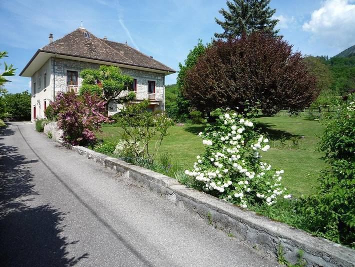 Gîte pour 4 personnes, avec jardin et terrasse